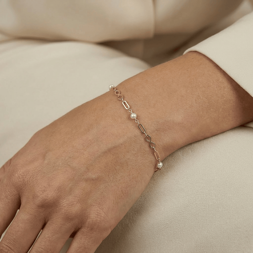 - Bracelets Bracelet Chaîne et perles en or 10K