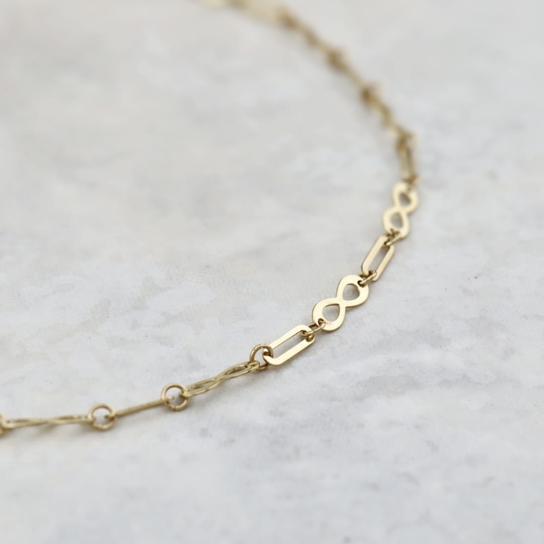 Bracelet de cheville Chaîne Infini en or jaune 10K - Or jaune 10K VI60-18C Bracelet de cheville Chaîne Infini en or 10K | Mathieu Blanchard Mathieu Blanchard Joaillerie