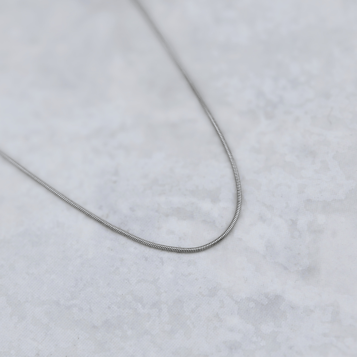 Chaîne Serpentine en acier inoxydable Mathieu Blanchard Colliers Acier inoxydable PCHM17375S Chaine Serpentine 1mm en acier inoxydable | Mathieu Blanchard Mathieu Blanchard Joaillerie