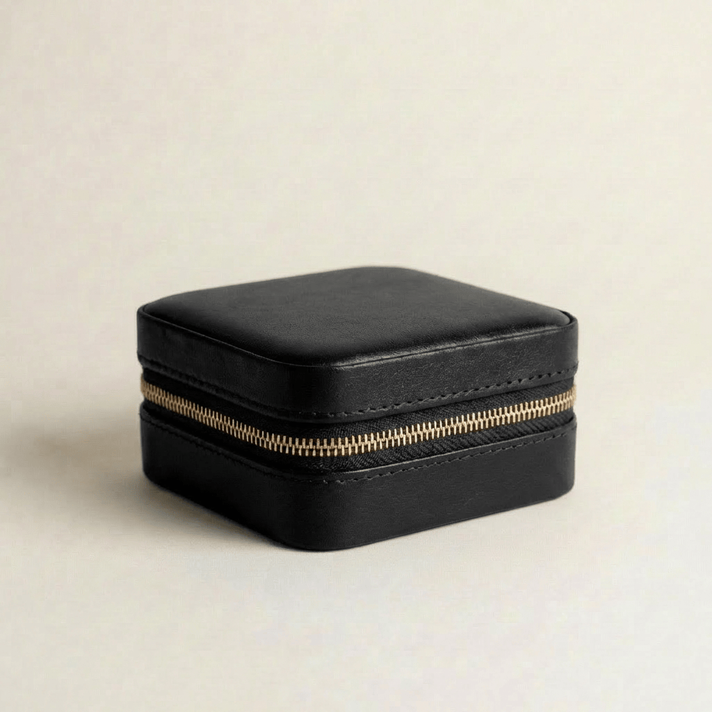 Coffret à bijoux en cuir Cabine Noir Mathieu Blanchard ACCESSOIRES PCOM20068S-noir Coffret à bijoux Cabine en cuir noir | Voyage & rangement Mathieu Blanchard Joaillerie