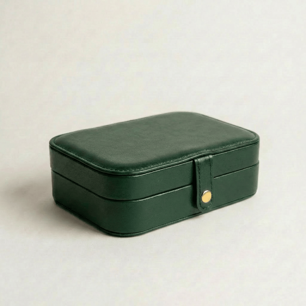 Coffret à bijoux Escale Vert Mathieu Blanchard ACCESSOIRES PCOM20069S-vert Coffret à bijoux en cuir vert premium | Mathieu Blanchard  Mathieu Blanchard Joaillerie