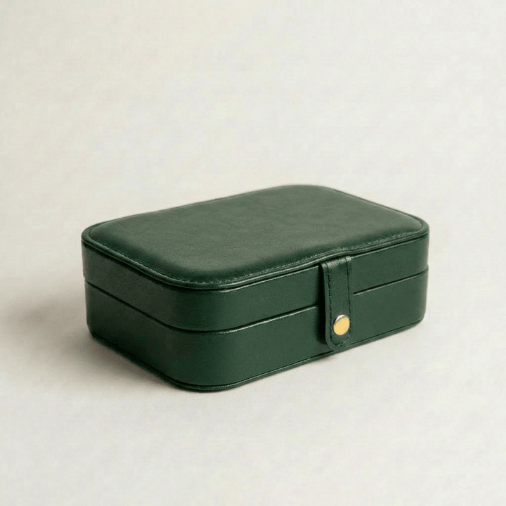 Coffret à bijoux Escale Vert Mathieu Blanchard ACCESSOIRES PCOM20069S-vert Coffret à bijoux en cuir vert premium | Mathieu Blanchard  Mathieu Blanchard Joaillerie