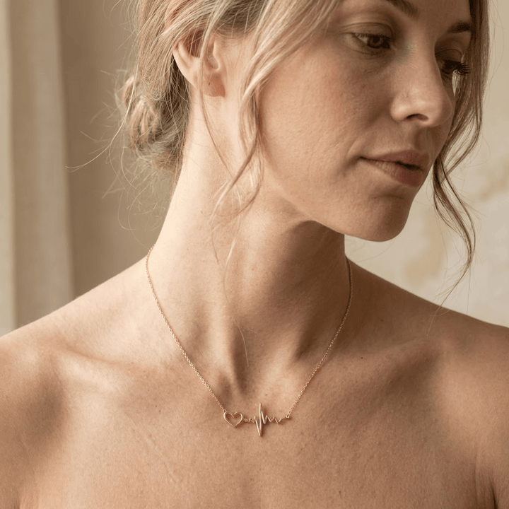 - Colliers Collier Cardiogramme en or 10K