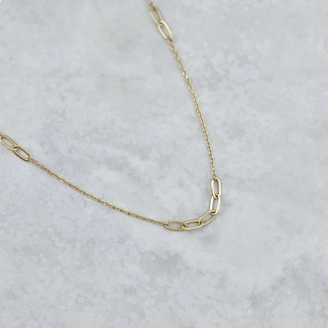 Collier Chaîne Paperclip en or jaune 10K - Collier Or jaune 10K AR80-38 Collier Chaîne Paperclip en or 10K | Mathieu Blanchard Mathieu Blanchard Joaillerie