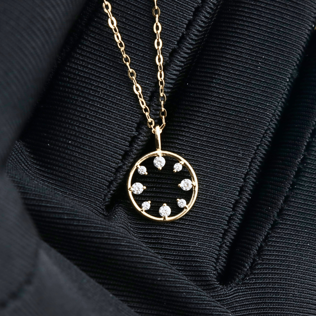 - Colliers Or jaune 10K Collier en or 10K
