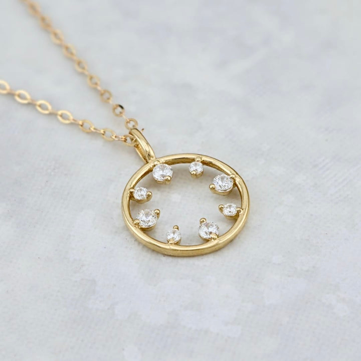 - Colliers Or jaune 10K Collier en or 10K
