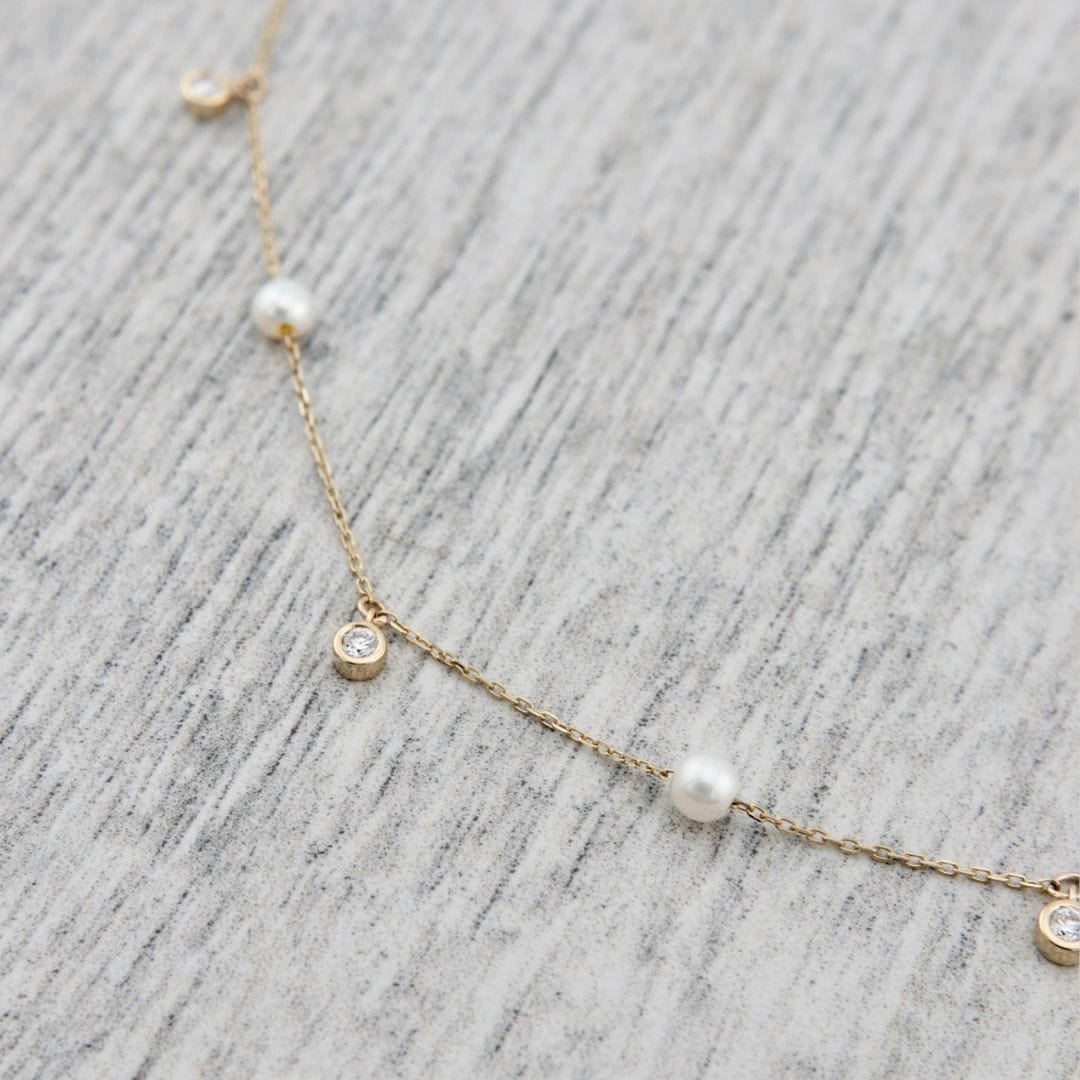 Mathieu Blanchard Collier en or 14K serti de diamants et perles