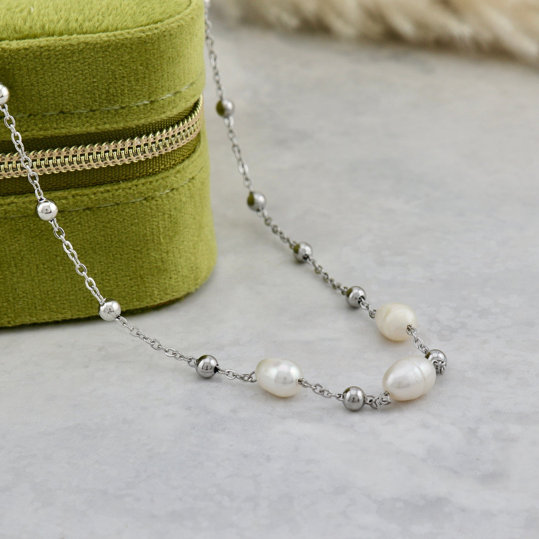 Collier et perles baroques en acier inoxydable Mathieu Blanchard collier Collier en acier inox et perles baroques | Mathieu Blanchard Mathieu Blanchard Joaillerie