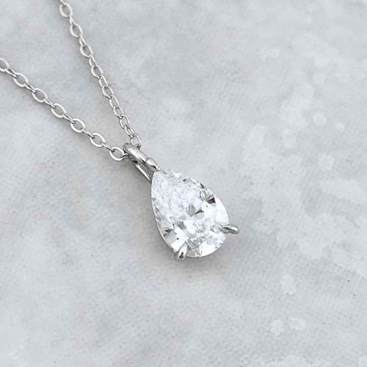 Collier Goutte en argent sterling Mathieu Blanchard Pendants Argent / Argent sterling PCOAM12892S Collier Goutte en argent sterling | Mathieu Blanchard Joaillerie Mathieu Blanchard Joaillerie