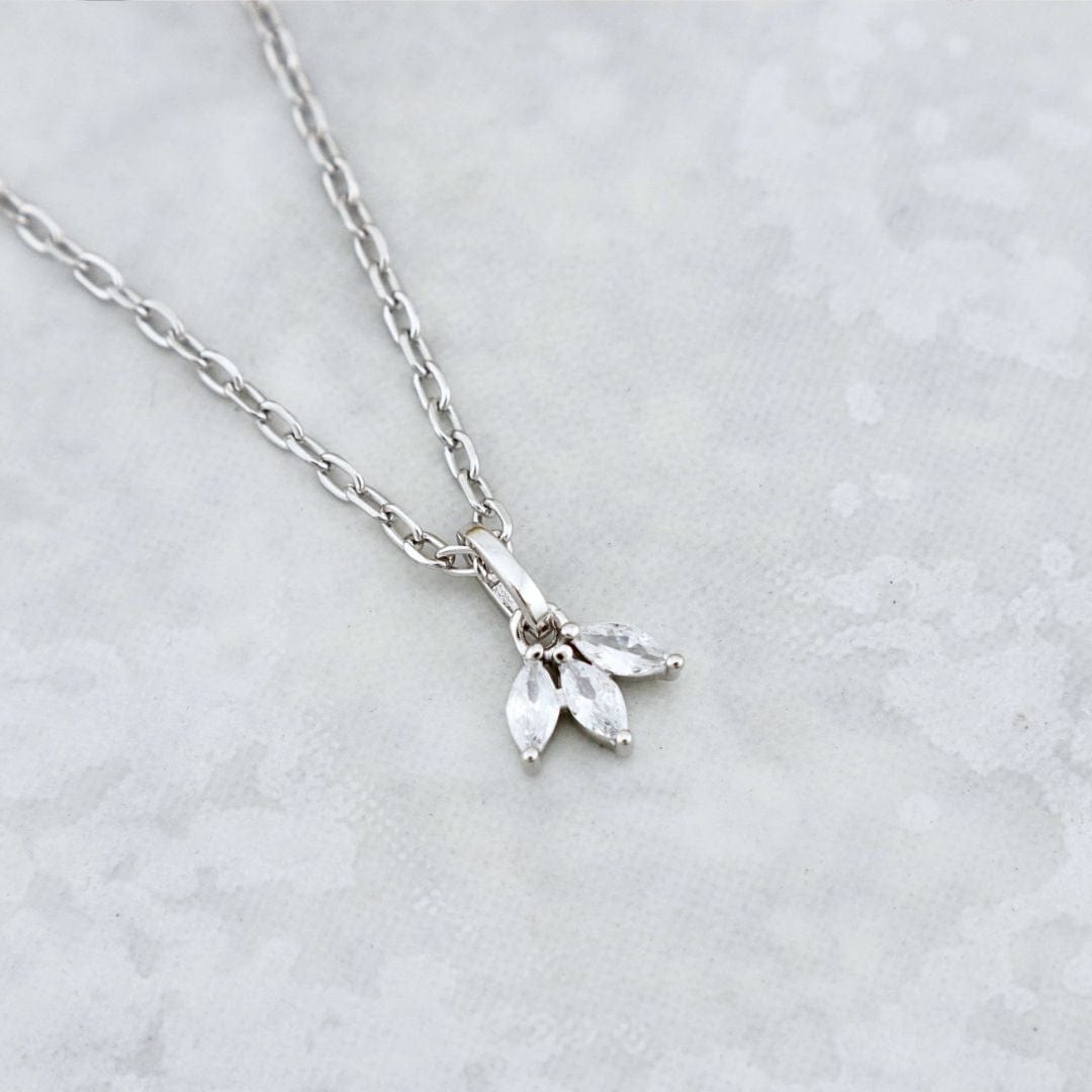 Collier Oasis en argent sterling Mathieu Blanchard Argent sterling PCOAM12760S Collier Triple Marquise CZ en argent sterling | Mathieu Blanchard Mathieu Blanchard Joaillerie