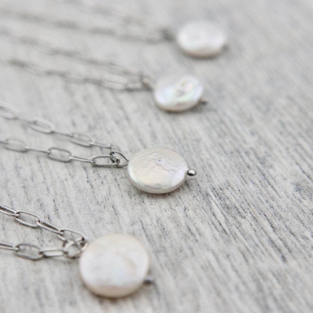 Mathieu Blanchard Pendants Collier Pleine Lune en acier et perle