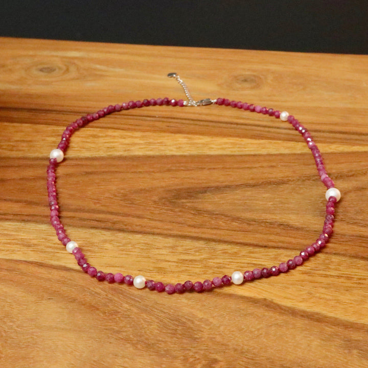 Mathieu Blanchard Collier Vibrance en perles et rubis
