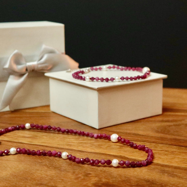 Mathieu Blanchard Collier Vibrance en perles et rubis