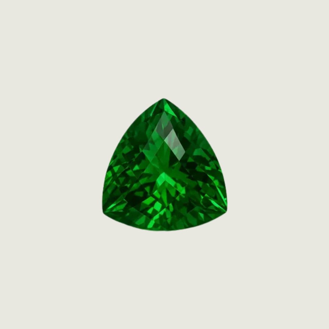 Grenat Travorite Naturel Taille Trillion 5.5 mm Mathieu Blanchard PGRM14287S Grenat Travorite Naturel Taille Trillion 5.5 mm Mathieu Blanchard Joaillerie