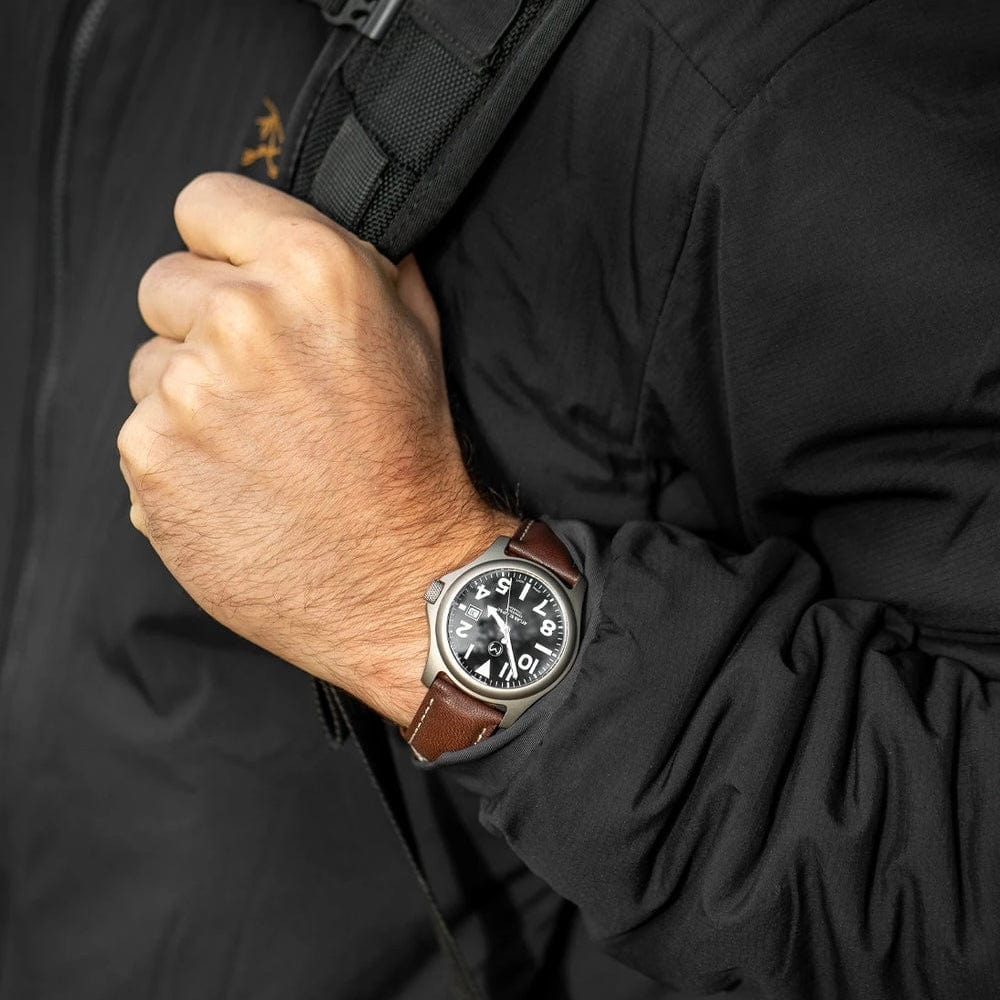 Momentum Montres Montre à énergie solaire 38mm Atlas Eclipse