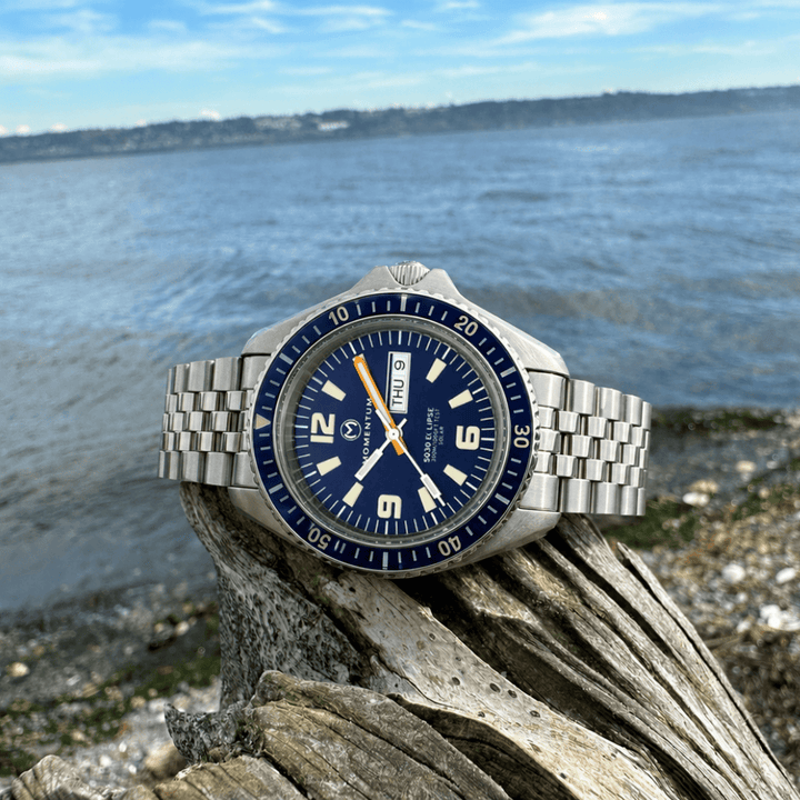 Montre à énergie solaire 42mm SQ30 Momentum Montres Acier inoxydable 057AADANC-AD-B-AE-B-AE-CLKA-D-A-B Montre  à énergie solaire SQ30 Eclipse [42mm] Momentum  Mathieu Blanchard Joaillerie