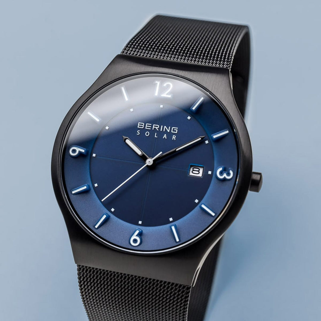 Bering Montre Montre à énergie solaire Bering 40mm 14440-227