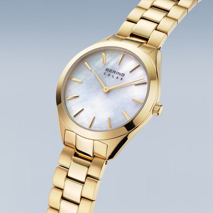 Montre à énergie solaire Bering Classic 31mm 17331 734 Bering Montre Acier inoxydable plaqué or jaune 17331-734 Montre Solaire Bering Classic Or 31mm 17331-734 - Mathieu Blanchard Mathieu Blanchard Joaillerie