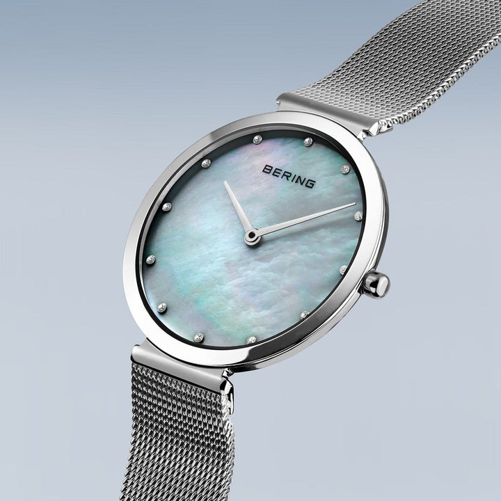 Montre Bering Classic 32mm 18132 004 Bering Montre Acier inoxydable 18132-004 Montre Bering Classic Argent 32mm 18132-004 - Mathieu Blanchard - Dépositaire officiel Bering Canada Mathieu Blanchard Joaillerie