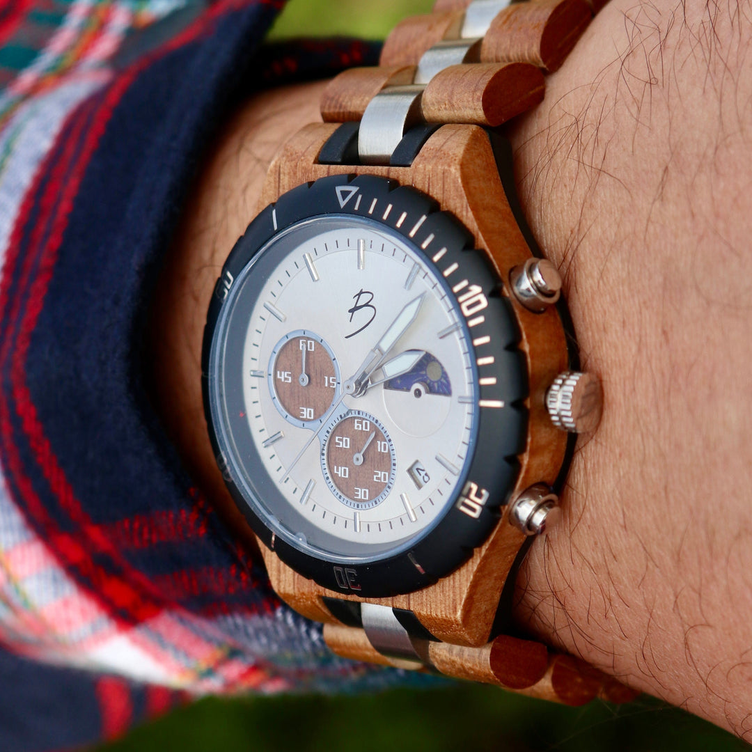 Mathieu Blanchard Montres Chêne provenant de baril de whisky Montre Berthoud en bois de whisky recyclé