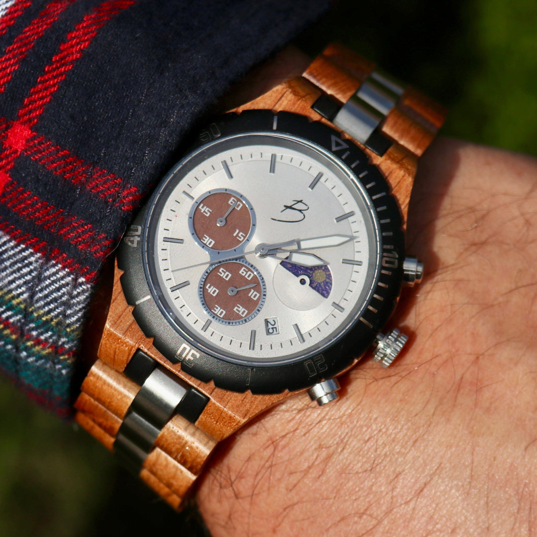 Mathieu Blanchard Montres Chêne provenant de baril de whisky Montre Berthoud en bois de whisky recyclé