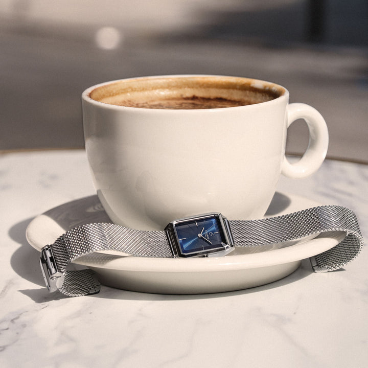 Montre Charlie Paris MONCEAU &amp; Bleu 36 mm en acier inoxydable Charlie Paris Montre Montre Charlie Paris MONCEAU Acier &amp; Bleu 36 mm | Dépositaire Officiel Canada | Mathieu Blanchard Joaillerie Mathieu Blanchard Joaillerie