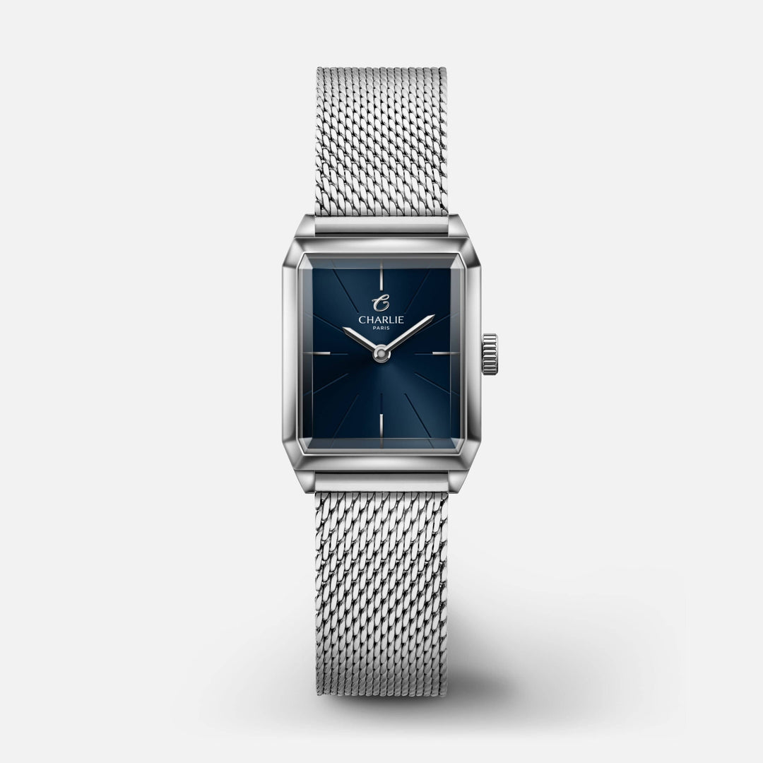 Montre Charlie Paris MONCEAU & Bleu 36 mm en acier inoxydable Charlie Paris Montre Maille milanaise / Acier inoxydable MON-21-006 / B14-M-A Montre Charlie Paris MONCEAU Acier & Bleu 36 mm | Dépositaire Officiel Canada | Mathieu Blanchard Joaillerie Mathieu Blanchard Joaillerie