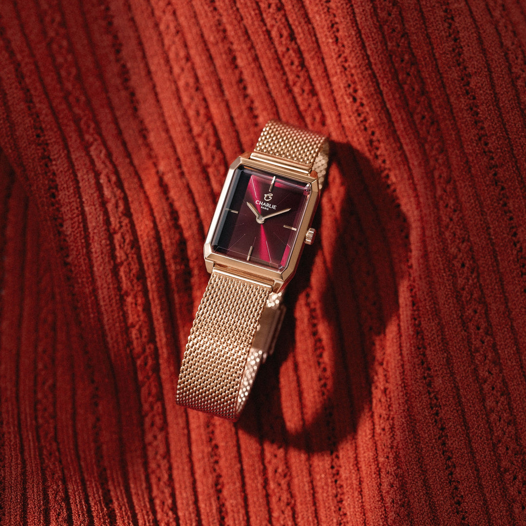 Montre Charlie Paris MONCEAURosé &amp; Bordeaux 36 mm en acier inoxydable Charlie Paris Montre Montre Charlie Paris MONCEAU Or Rosé &amp; Bordeaux 36 mm | Dépositaire Officiel Canada | Mathieu Blanchard Joaillerie Mathieu Blanchard Joaillerie