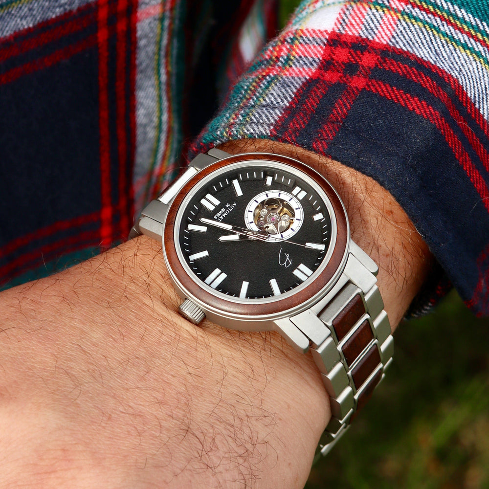 Mathieu Blanchard Montres Noyer Montre Copernic en bois de noyer