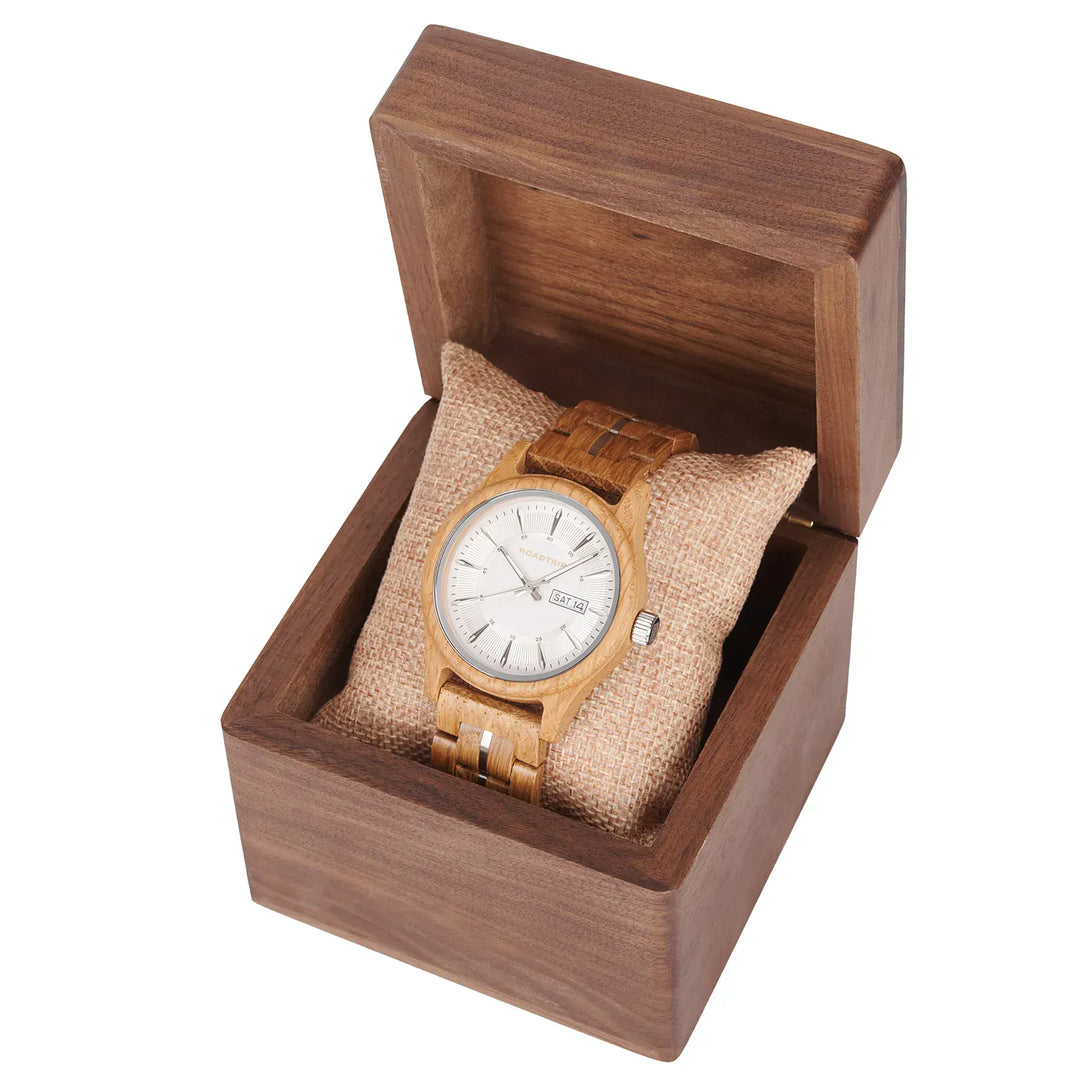 Montre en bois Roadtrip L’Éveil Roadtripmadewood Montre en bois Acier inoxydable RTMW-ROADTRIP-LEVEIL Montre Roadtrip - L’Éveil en bois | Mathieu Blanchard Joaillerie Mathieu Blanchard Joaillerie