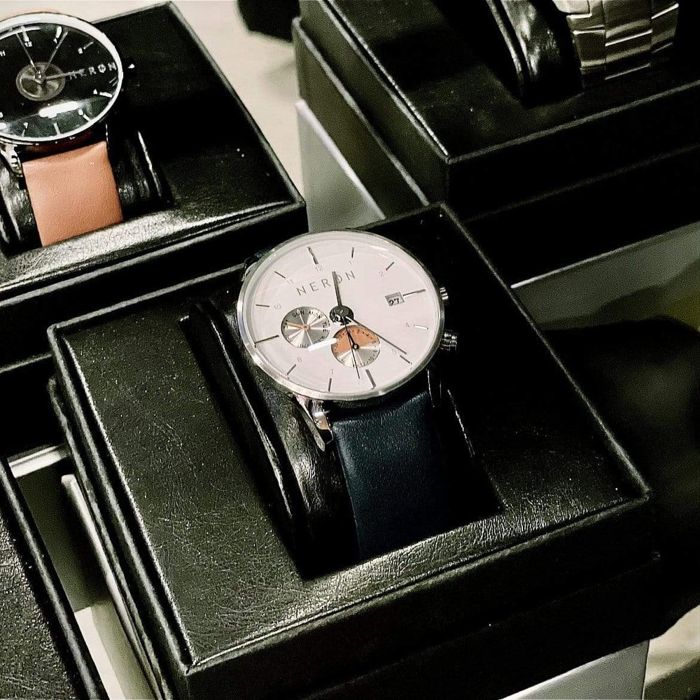 Caroline Néron Noir Montre Explorer