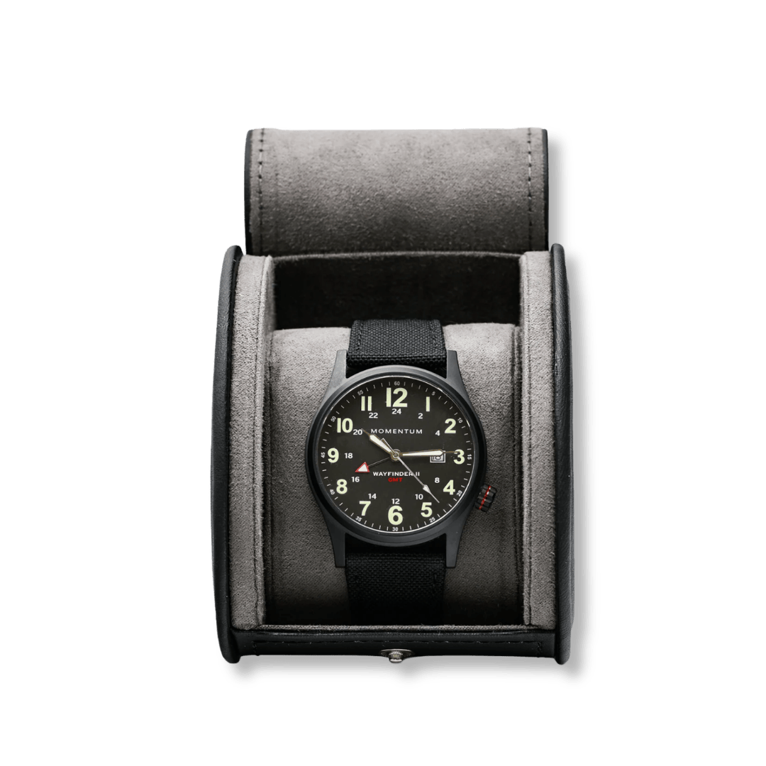 Montre Momentum Wayfinder II GMT- Noir 40mm Momentum Montre Titane plaqué noir 033BBCCFD-AB-B-B-AQM-AB-AC-A-A-K8 Montre Momentum Wayfinder II GMT- Noir 40mm - Mathieu Blanchard - Dépositaire officiel Bering Canada Mathieu Blanchard Joaillerie