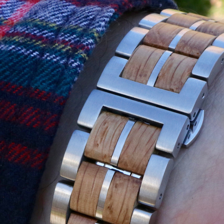 Mathieu Blanchard Montres Chêne provenant de baril de whisky recyclé Montre Tompion en bois de baril de whisky recyclé