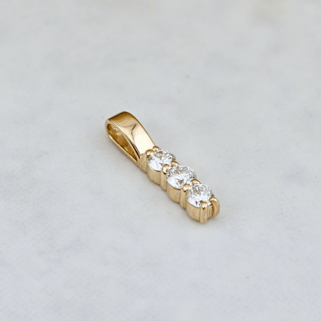 Pendentif Barre de diamants Mathieu Blanchard Collier Pendentif Barre de diamants | Mathieu Blanchard Mathieu Blanchard Joaillerie