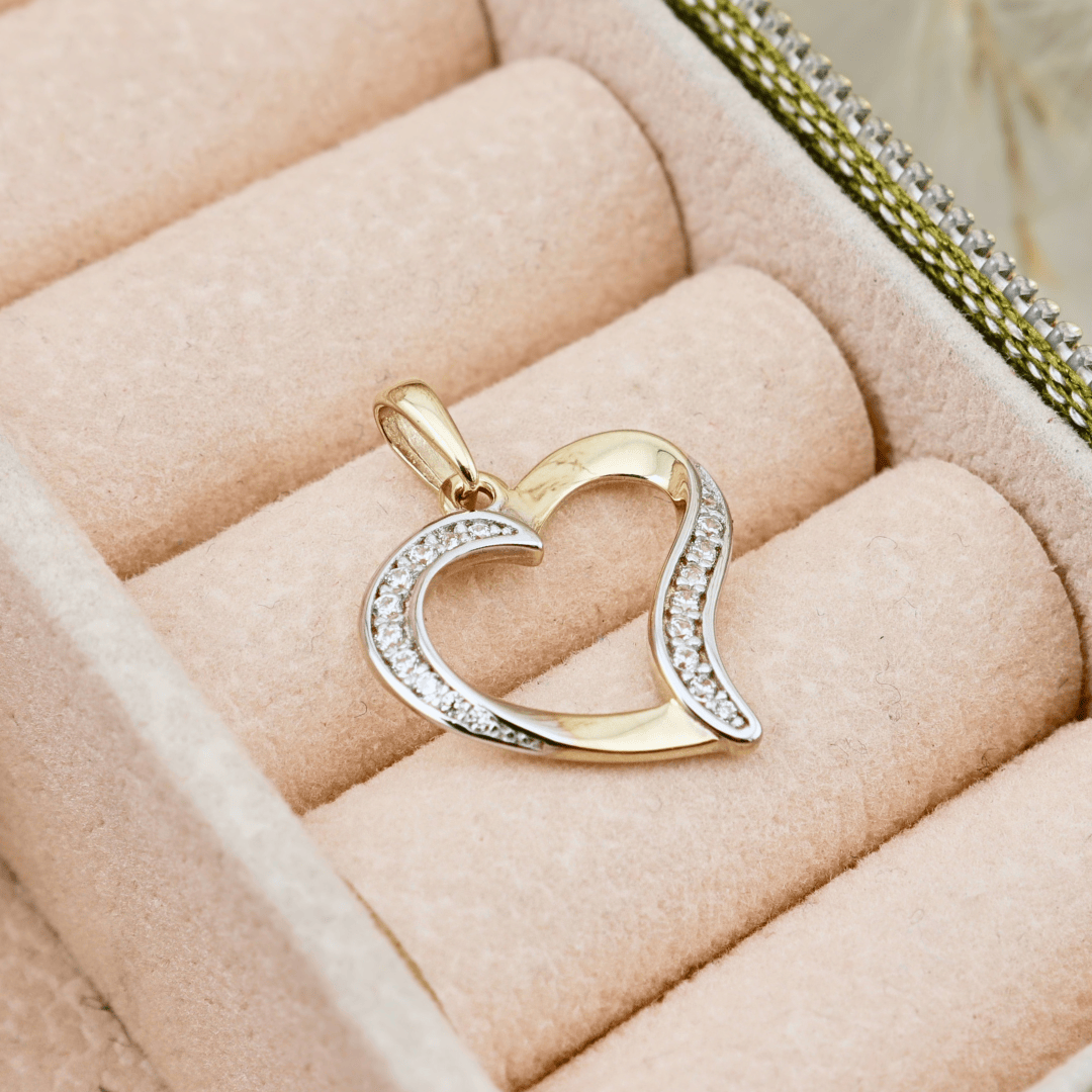 Pendentif Cœur Courbé en or jaune 10K - Colliers Or jaune 10K 1439 Pendentif Coeur en or solide 10K | Mathieu Blanchard Joaillerie Mathieu Blanchard Joaillerie