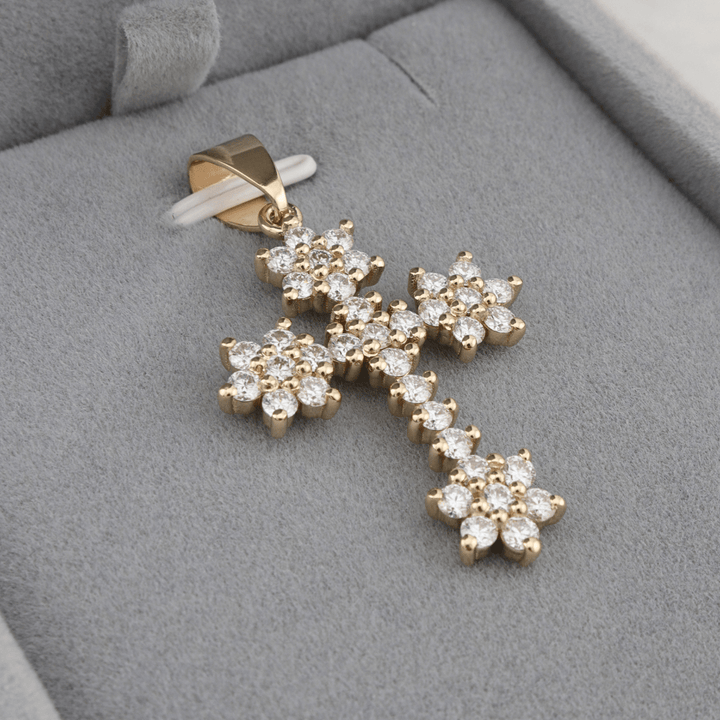 Pendentif Croix Mathieu Blanchard Pendentif Croix en or et  diamants | Mathieu Blanchard Mathieu Blanchard Joaillerie