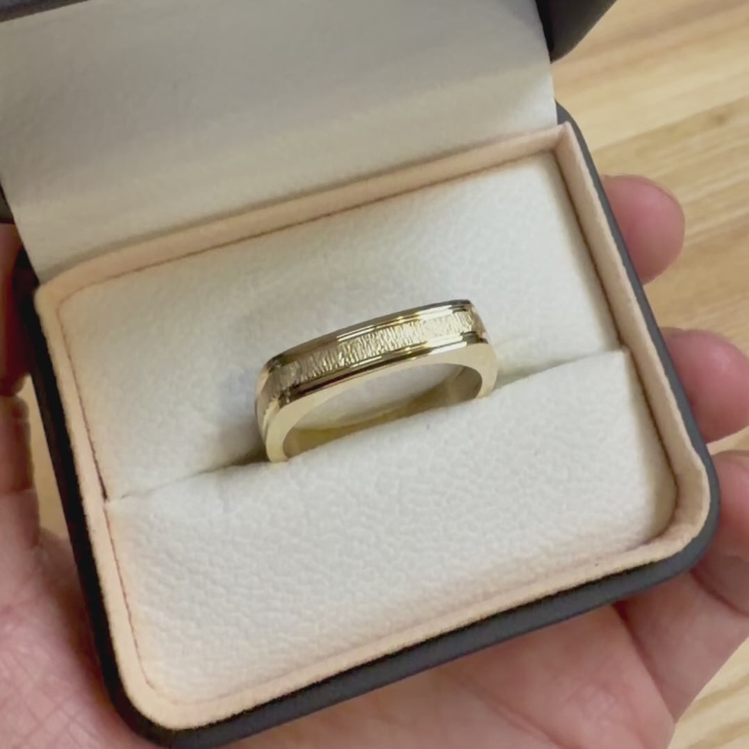 Bague Signet texturé
