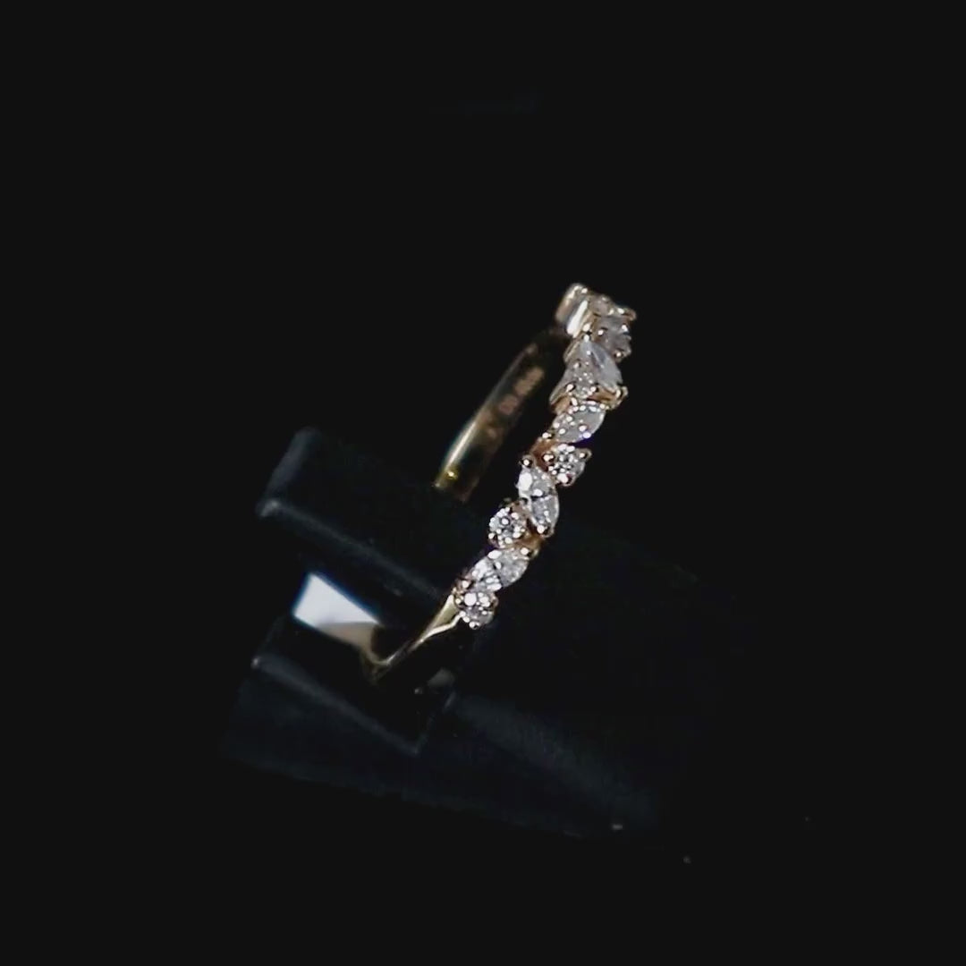 https://cdn.shopify.com/videos/c/o/v/a373eaa3a6bb4b62856f1402c79702d8.mp4