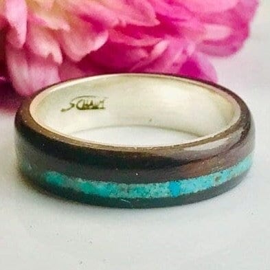 Atelier du bon bouleau Bagues Bague en bois et turquoise personnalisée