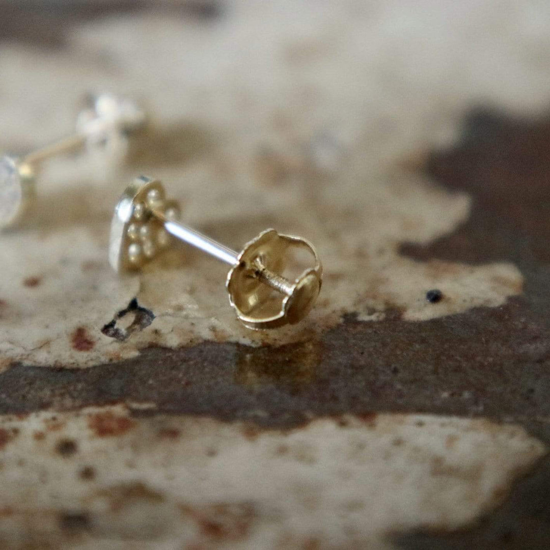 - Boucles d'oreilles Coeurs et cz sur or jaune ou blanc 10K