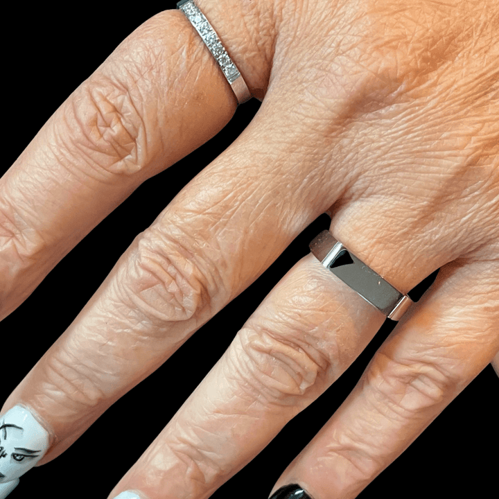 Mathieu Blanchard Bagues Bague chevalière Triomphe en acier