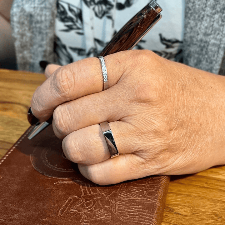 Mathieu Blanchard Bagues Bague chevalière Triomphe en acier