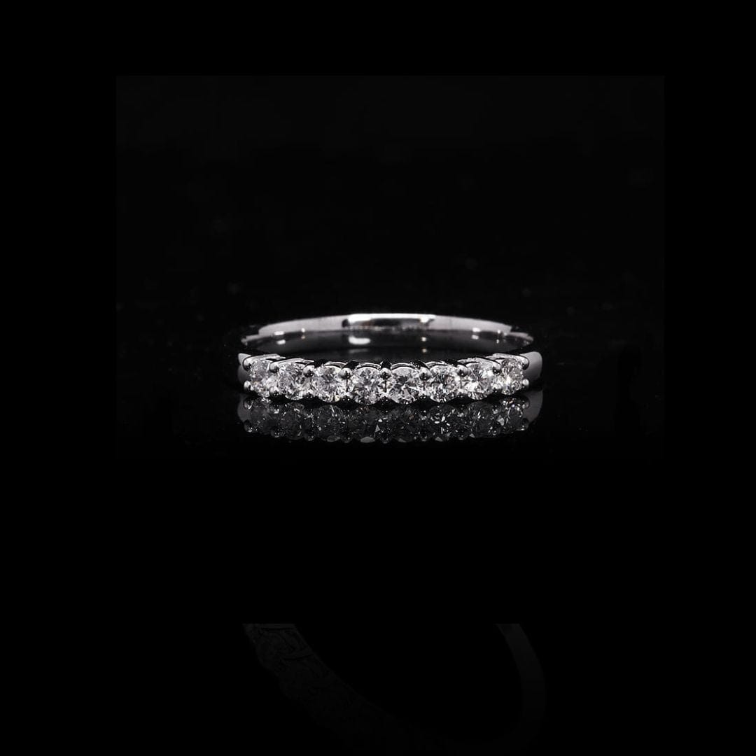Mathieu Blanchard Bagues Bague semi-éternité à 8 moissanites en or blanc 10K