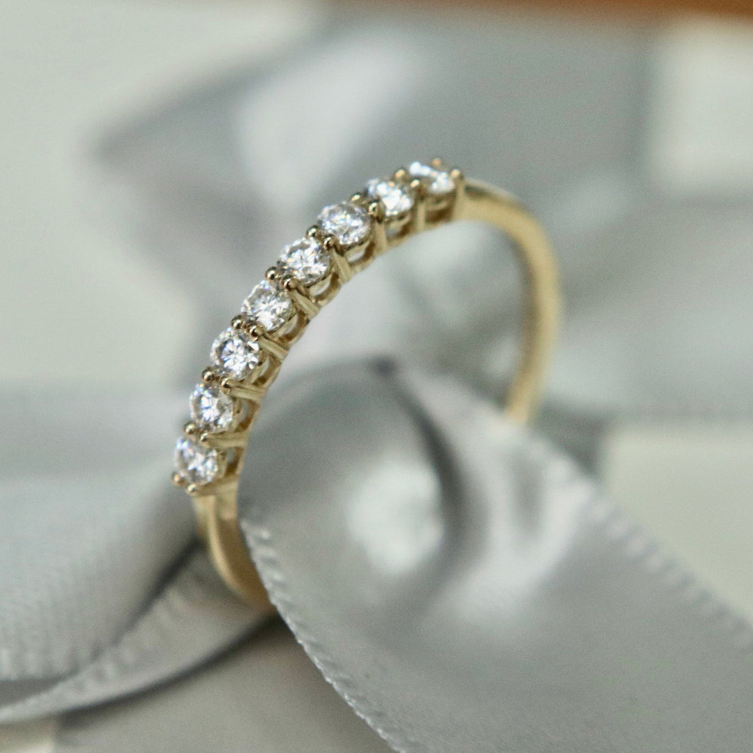 Mathieu Blanchard Bagues Bague semi-éternité à 8 moissanites en or jaune ou blanc 10K