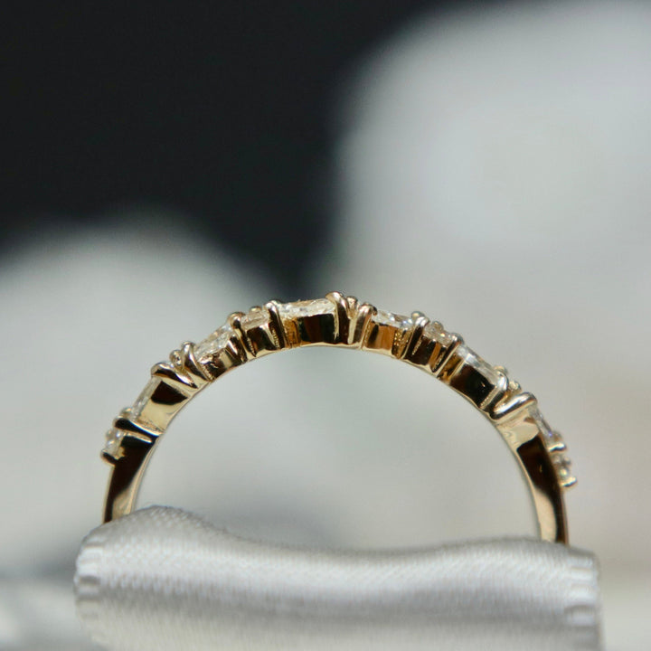 Mathieu Blanchard Bagues Bague semi-éternité Marquise en or 10K et moissanites