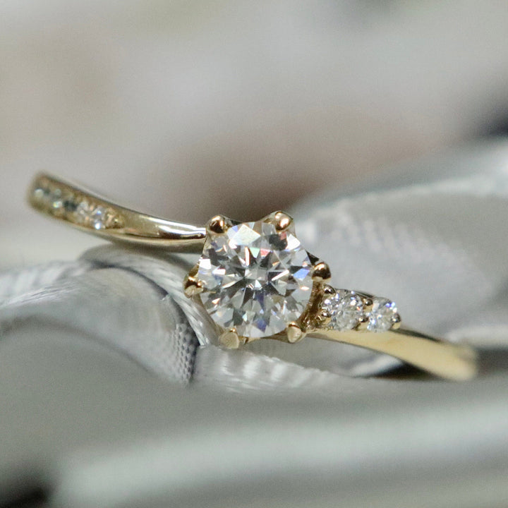 Mathieu Blanchard Bagues Bague solitaire en or 10K et moissanites