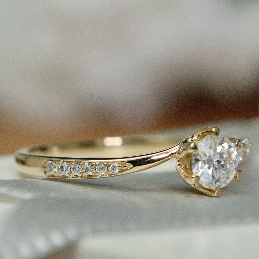 Mathieu Blanchard Bagues Bague solitaire en or 10K et moissanites