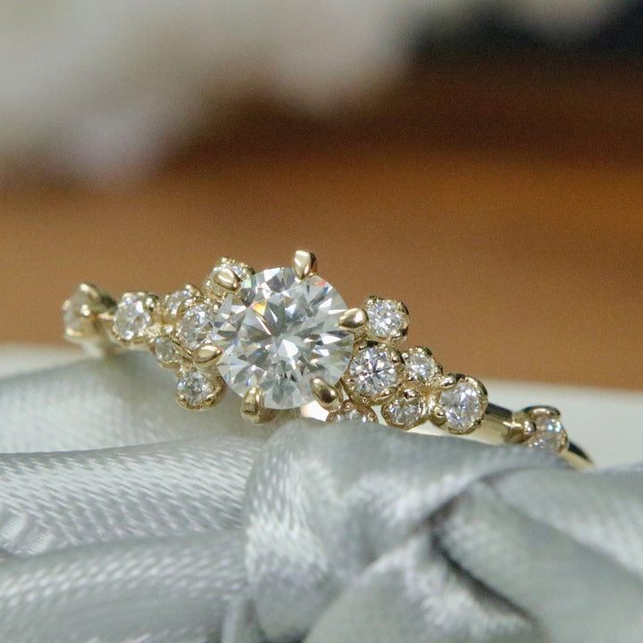 Mathieu Blanchard Bagues Bague solitaire Nuage en or 10K et moissanites