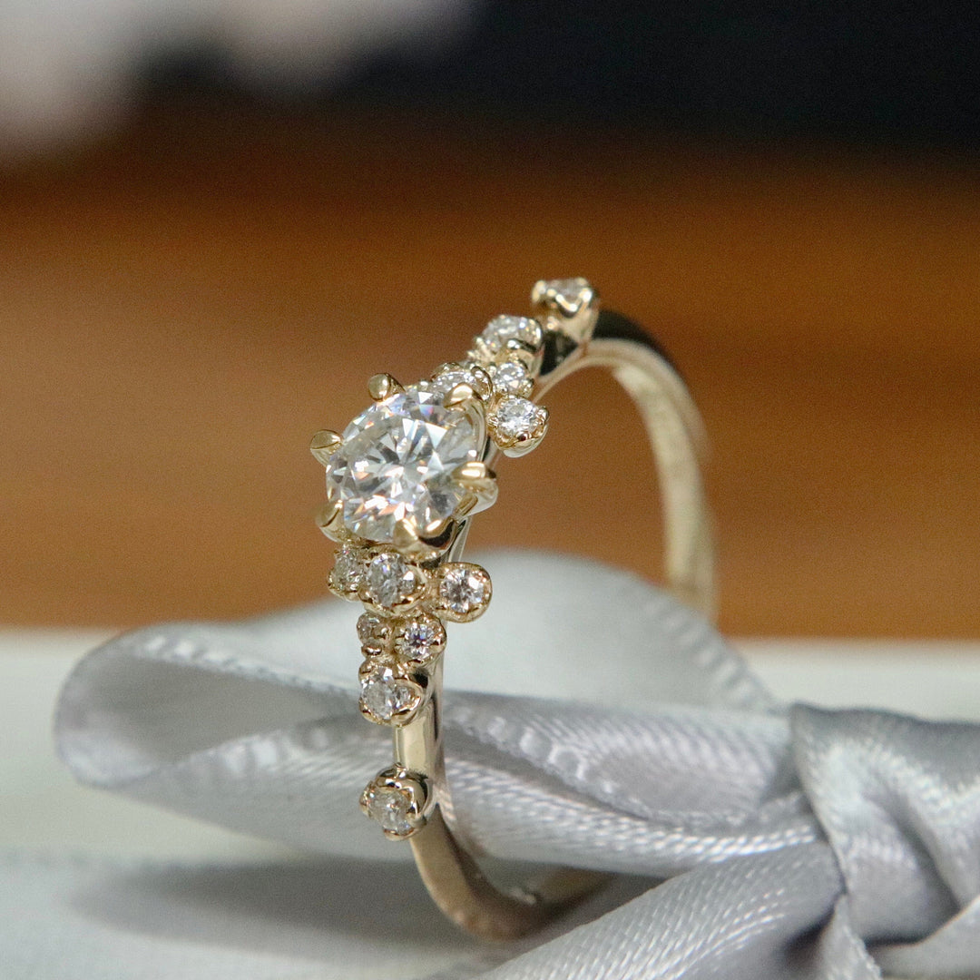 Mathieu Blanchard Bagues Bague solitaire Nuage en or 10K et moissanites