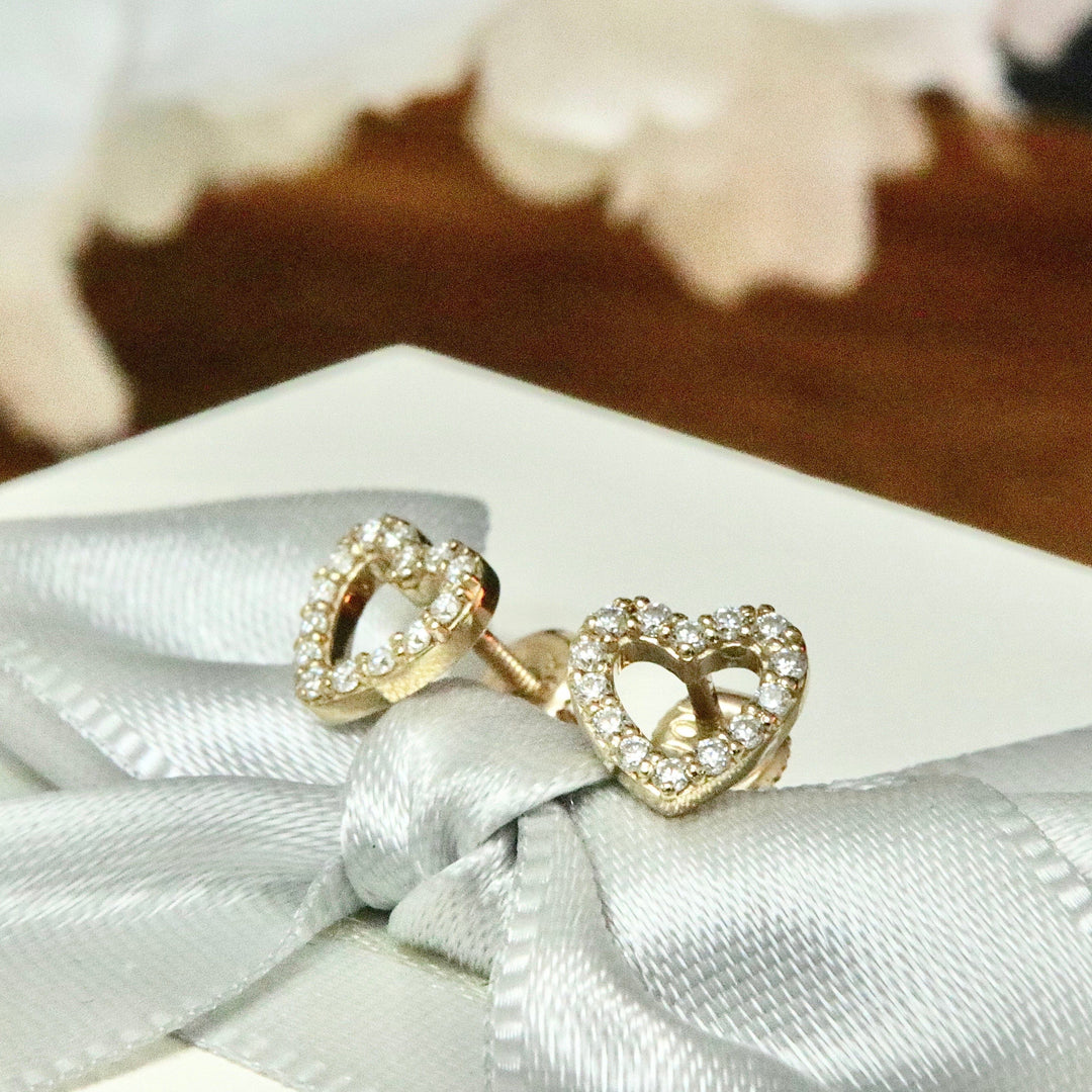 Mathieu Blanchard Boucles d'oreilles Doré / Or 10K Boucles d'oreilles Coeurs en or 10K et moissanites